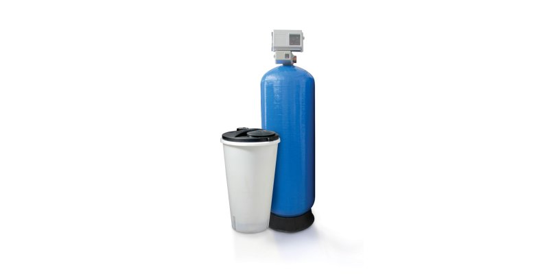 AUTOMATIC VALVE CONTROLLED SINGLE SOFTENING SYSTEMS